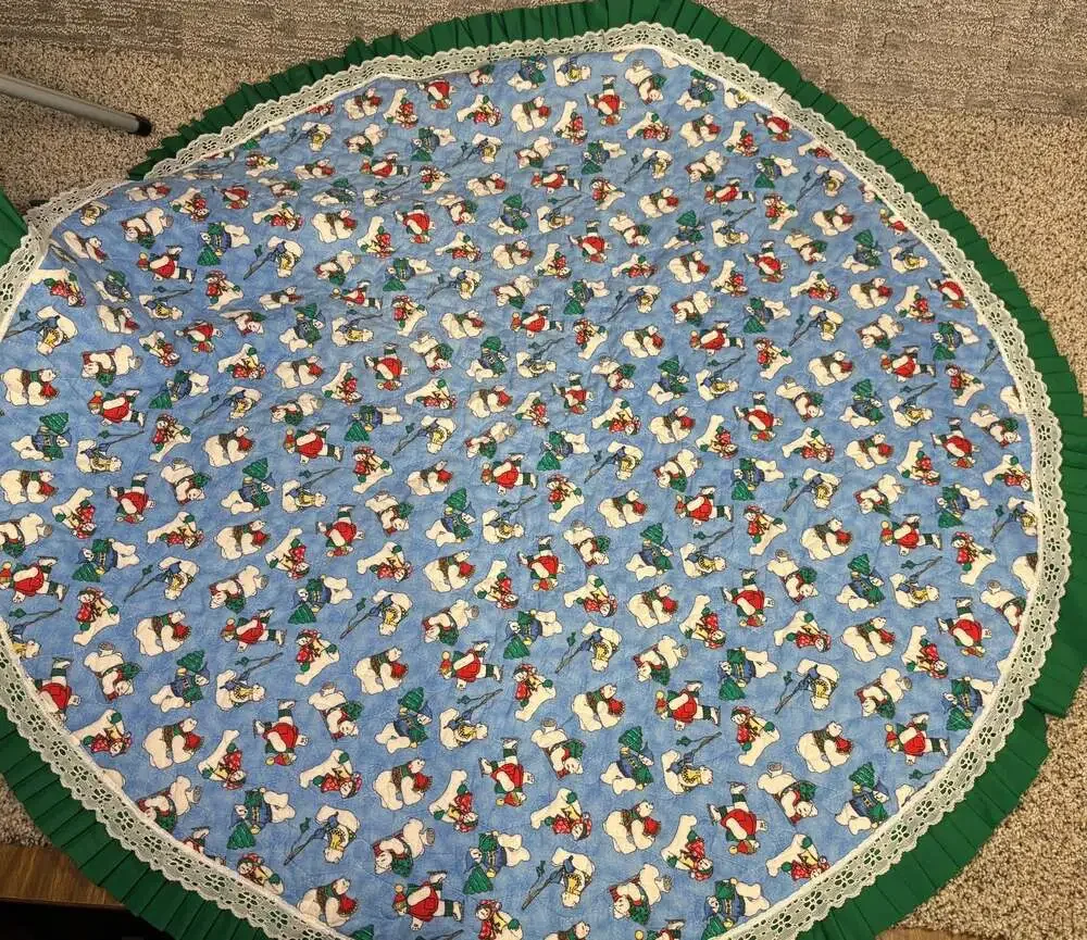 Vintage Handmade Reversible Christmas Tree Skirt Blue Polar Bears Red  45